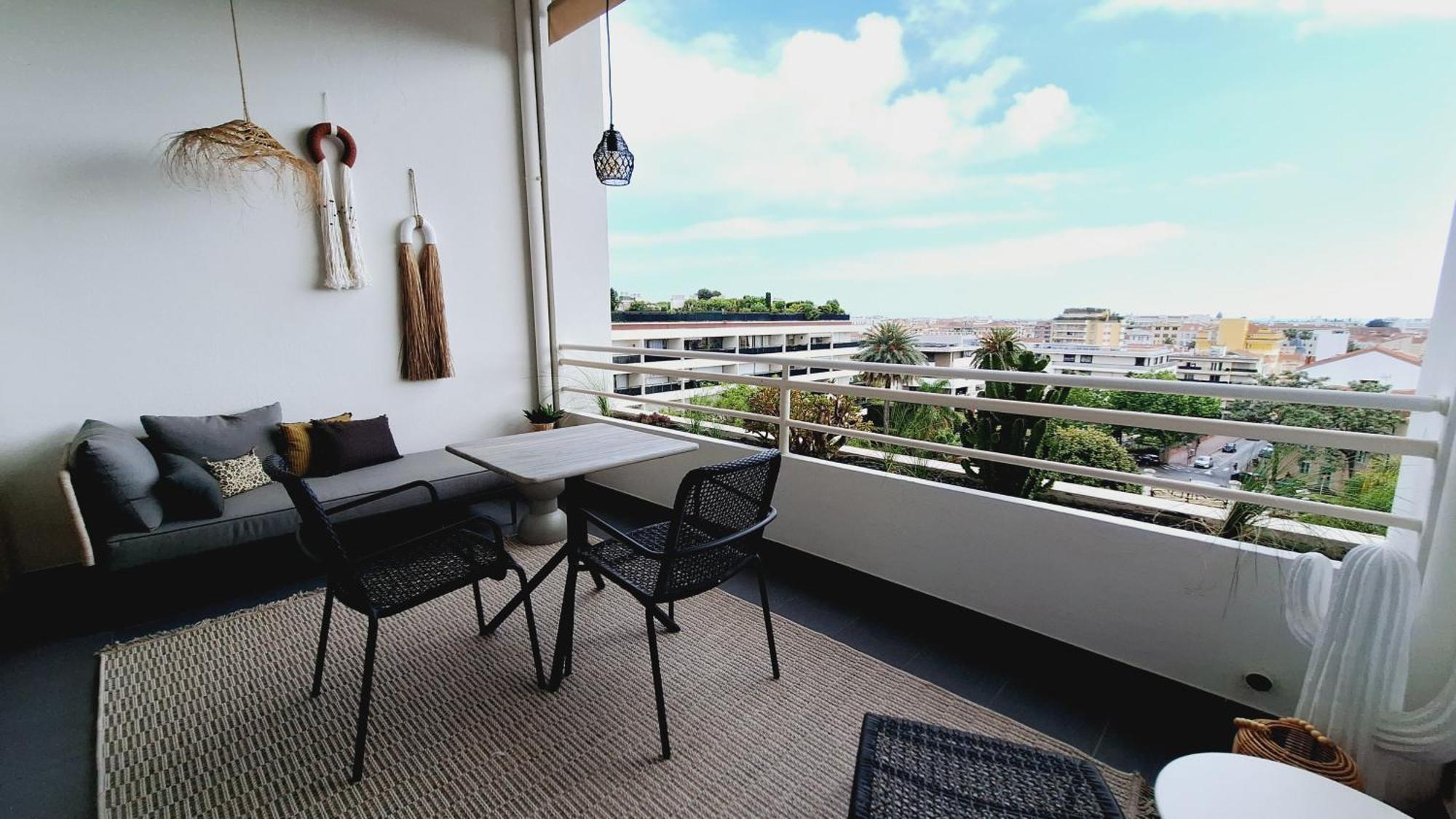 Appartement Superbe Loft Avec Terrasse Montfleury